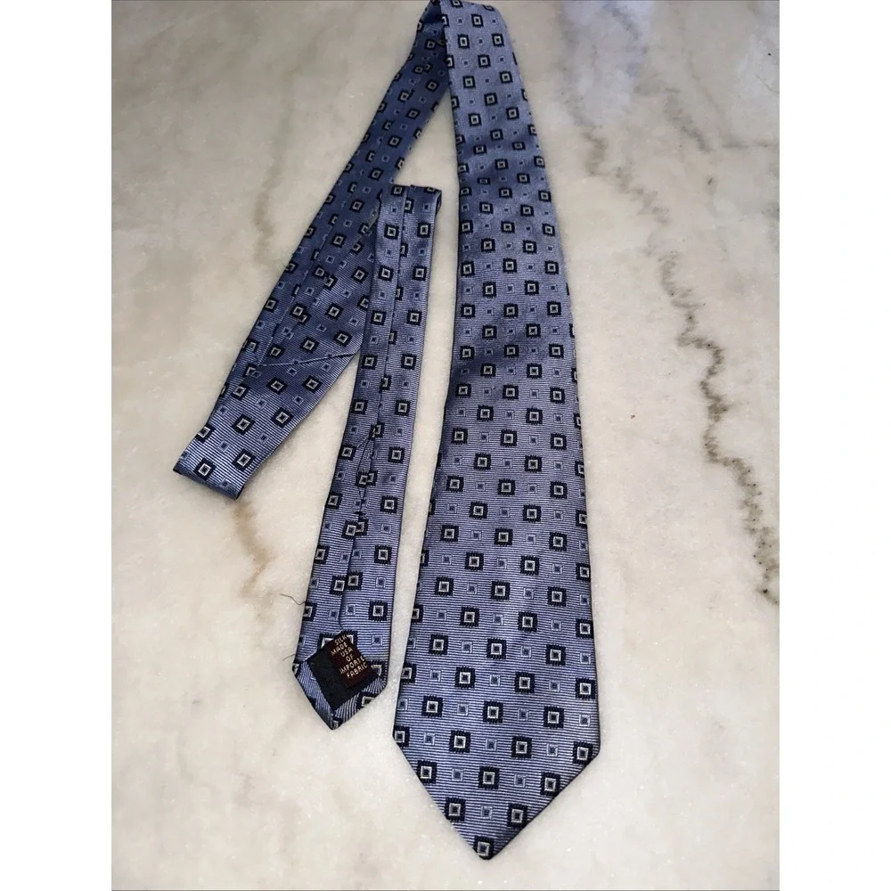 Brooks Brothers Stain Resistant Tie Men's Geometric Silk Necktie Handmade In USA
